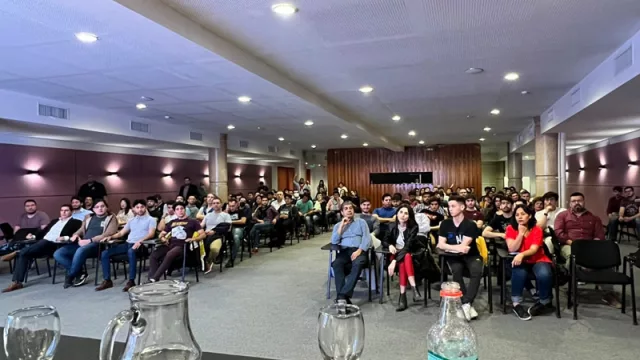 Se realizó el lanzamiento de la Academia de Educación Financiera y Criptomonedas
