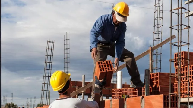 A pesar de la inflación, la venta de materiales para la construcción subió 7,58% en julio (números en crecimiento)