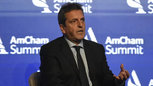 Massa destaca la economía del conocimiento como "una de las industrias importantes para el futuro"