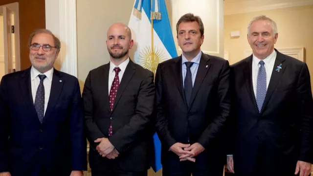 El respaldo del BID le abrió puertas a Massa en Washington y reforzó el logro de la meta con el FMI