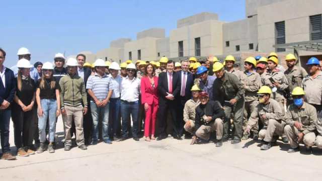 Efecto Alberto: se construirán 1.064 nuevas casas en Santiago