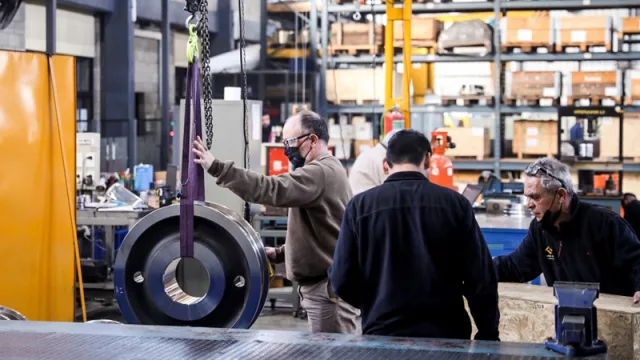 La producción fabril creció 4,8% interanual durante agosto