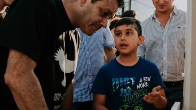 Con solo 11 años, diseñó un dispensador automático de alimentos para mascotas