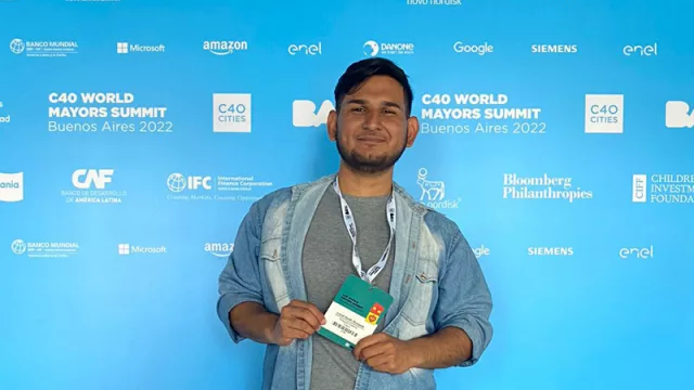 Estudiante de la UNSE participó con una ponencia sobre el medio ambiente (Cumbre Mundial de Alcaldes de C40)