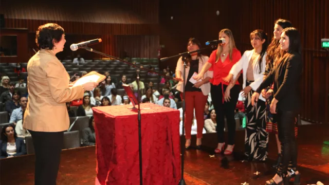 La UNSE otorgó títulos de posgrado a 90 profesionales santiagueños