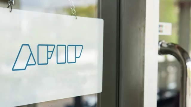 La AFIP reglamenta mínimo no imponible de Ganancias para los aguinaldos