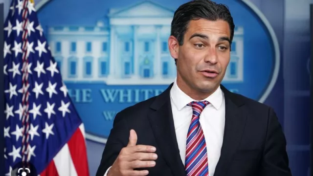 Alcalde de Miami a Musk: "Es hora" de que Twitter se reubique en Miami