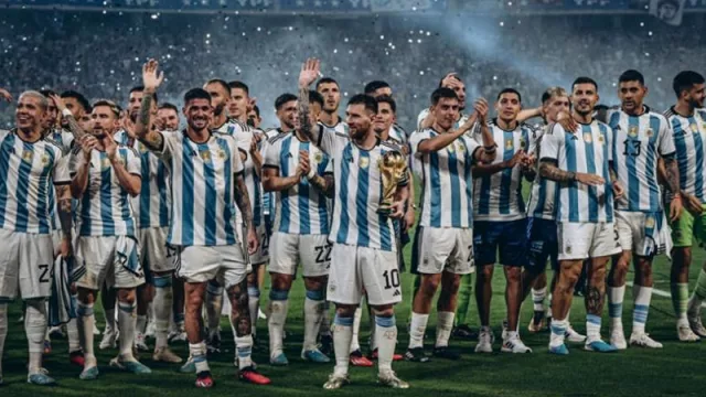 La Selección Argentina brilló y emocionó en el Estadio Único Madre de Ciudades de Santiago del Estero