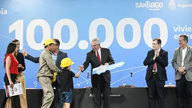 El Presidente entregó en Santiago del Estero la vivienda 100.000 (desde el inicio de la gestión)
