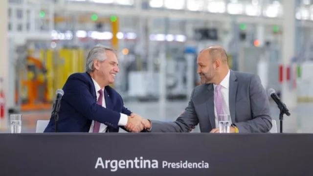 Alberto Fernández en la primera exportación de Whirlpool: “Forma parte del objetivo de industrializar a la Argentina"