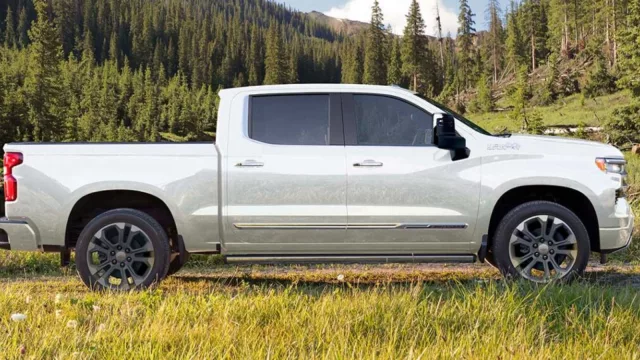 Chevrolet Silverado y GMC Sierra tendrán versiones híbridas