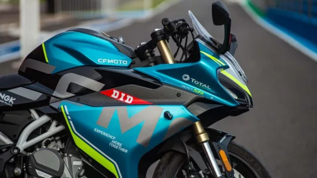 Deportiva y elegante, conocé la CFMoto 300SR que llega a Argentina
