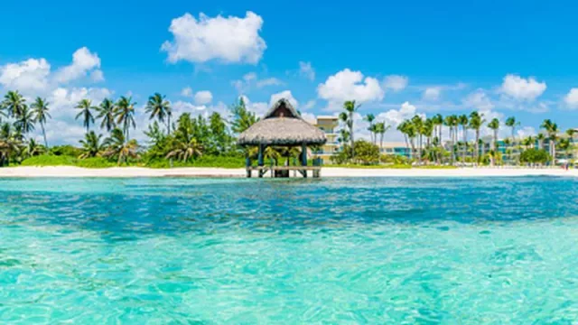 Con el dólar barato el mercado aéreo se pone emisivo: Aerolíneas Argentinas lanzaría Córdoba - Punta Cana y Córdoba - Río