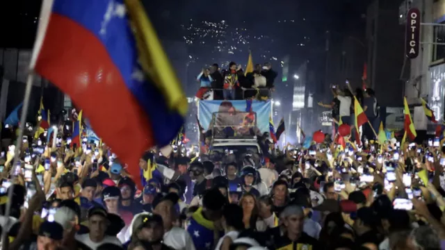 Pese a las acciones de violencia y de totalitarismo que el régimen de Maduro emplea sobre el pueblo Venezolano, es impresionante el  masivo apoyo en las caravanas de Corina Machado