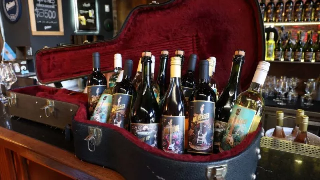 Llega "Malbecaster New Experience”, la línea de vinos más rockera y vibrante de todas