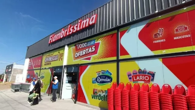 Fiambríssima inauguró su séptima sucursal en la zona sur de la capital catamarqueña