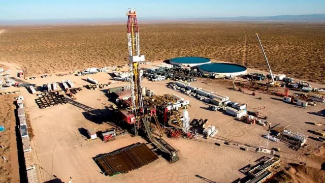 Vaca Muerta concentra el 76% de las inversiones hidrocarburíferas en Argentina
