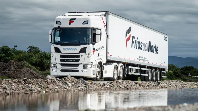 La empresa tucumana Fríos del Norte compró 53 camiones Scania (y apuesta a un transporte más sustentable en el NOA)