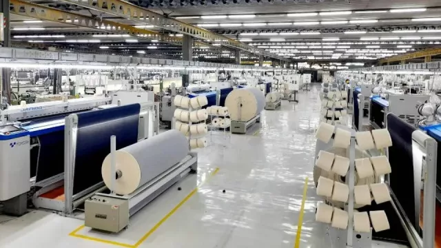 Famaillá acuerda con la empresa Santista Tucumán una posible baja de impuestos (y buscan sostener la producción y el empleo)