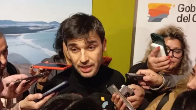 Torres impulsa energía solar para reemplazar usinas a gasoil en pueblos aislados