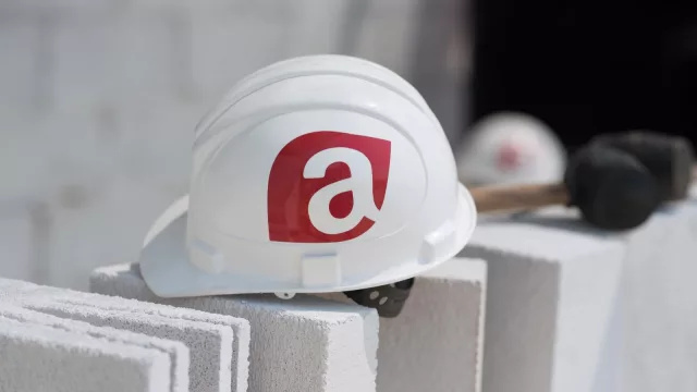 ARQA revoluciona la construcción desde Salta con RETAK: el ladrillo del futuro ya está disponible en todo el país