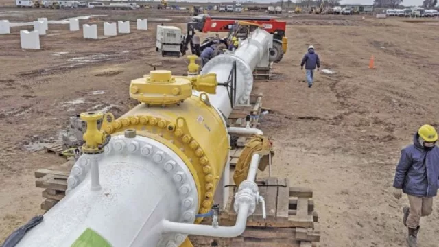 Petrobras concretó la primera importación de gas natural desde Vaca Muerta a Brasil