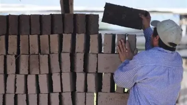 La informalidad laboral afecta a más de la mitad de los trabajadores en Salta (en el NOA sólo nos supera Tucumán)