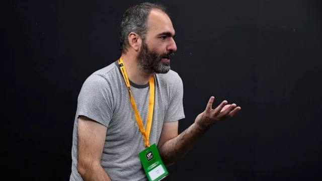 Esteban Mulki brindará hoy una charla sobre cómo la IA transforma el trabajo, la productividad y la cultura laboral