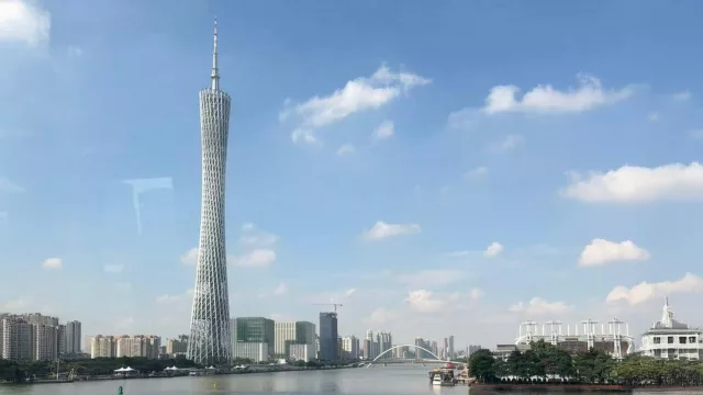 Cantón 2025 como espejo del Comercio 2030: T¡tres tendencias que redefinen el juego para el mercado global y local (parte III)