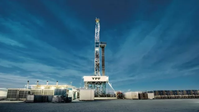 Vaca Muerta aceleró su actividad en octubre y el IAPG anticipa un 2026 más exigente