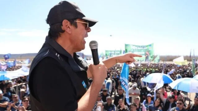 Rucci anunció un aumento salarial y advirtió sobre la reforma laboral