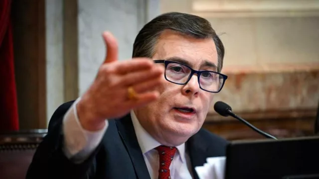 Zamora rechazó la reforma laboral y cuestionó su impacto en el empleo y la economía