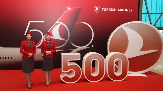 Turkish Airlines presenta su avión número 500 con un diseño especial que homenajea a sus 100.000 empleados