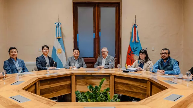 Catamarca y Posco avanzan para integrar pymes a la cadena de valor del litio