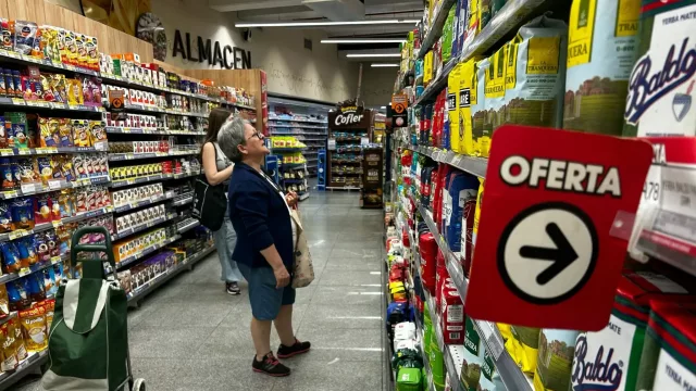 Cae la cantidad de empleadores en el país (y el sector comercial sufre el mayor impacto)