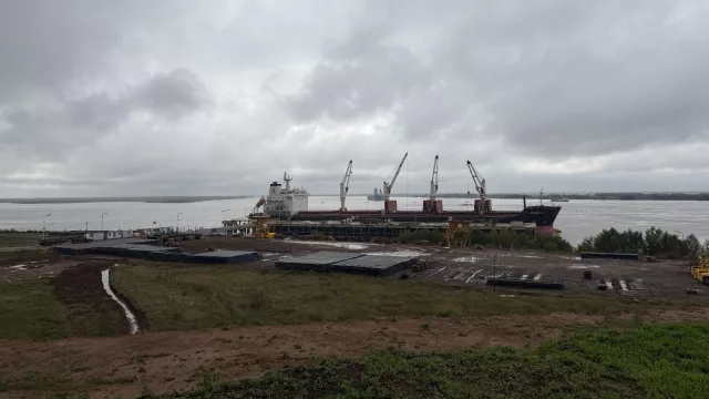 Villa Constitución exportó 30.000 toneladas de acero a Colombia (Acindar operó con mas de 1.000 camiones)