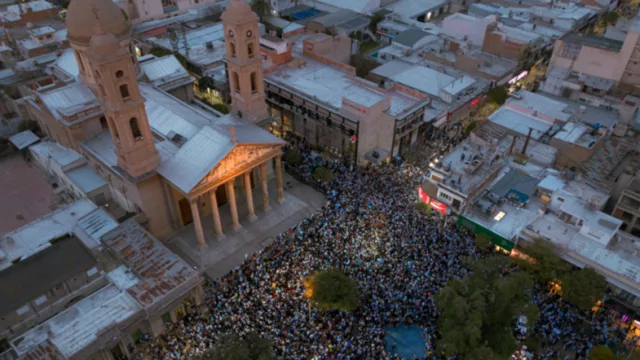 Euforia mundialista en las calles y récord logístico en la provincia