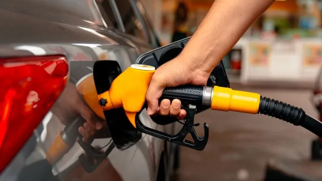 La venta de combustibles pisó el freno en Salta y las estaciones advierten por la pérdida de poder adquisitivo