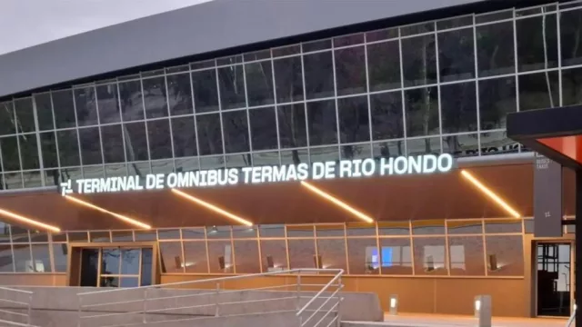 Las Termas suma infraestructura turística: inauguran una nueva terminal de ómnibus